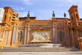 Lais Puzzle - Aragon Teruel Amantes Brunnen in La Escalinata und Mudejar Türme in Spanien - 2.000 Teile