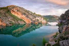 Lais Puzzle - Tranquera-Stausee in Nuévalos, Saragossa, Aragón, Spanien - 2.000 Teile