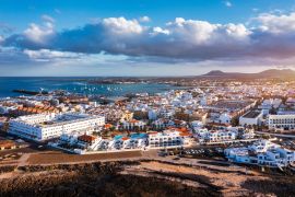Lais Puzzle - Luftbild von Corralejo, Fuerteventura - 2.000 Teile