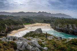 Lais Puzzle - Cuevas del Mar Beach in Nueva, Llanes Asturien - 2.000 Teile