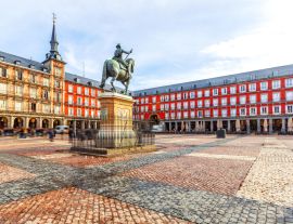 Lais Puzzle - Plaza Mayor mit Statue von König Philip III in Madrid, Spanien - 1.000 Teile