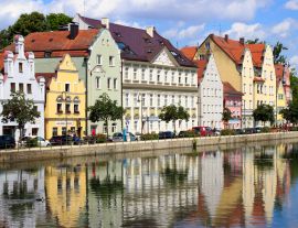 Lais Puzzle - Stadtbild von Landshut im Sommer mit Spiegelung im Fluss - 1.000 Teile