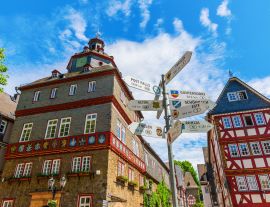 Lais Puzzle - Stadtbild auf dem Stadtplatz in Herborn, Deutschland - 1.000 Teile