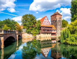 Lais Puzzle - Weinstadel, Nürnberg, Bayern, Deutschland - 1.000 Teile