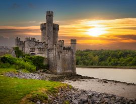 Lais Puzzle - Blackrock Castle und Sternwarte in Cork bei Sonnenuntergang, Irland - 1.000 Teile