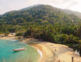 Lais Puzzle - tropischer Strand mit türkisfarbenem Wasser im Tayrona-Nationalpark, Kolumbien - 1.000 Teile