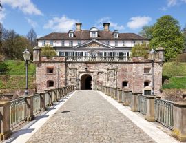 Lais Puzzle - Schloss Pyrmont in Bad Pyrmont, Deutschland - 1.000 Teile