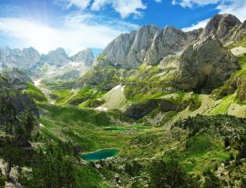Lais Puzzle - Beeindruckende Aussicht auf Bergseen in den albanischen Alpen - 1.000 Teile