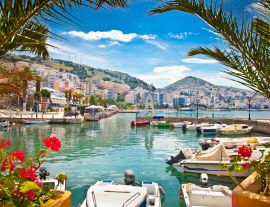 Lais Puzzle - Hafen der Stadt Saranda am Ionischen Meer, Albanien - 1.000 Teile