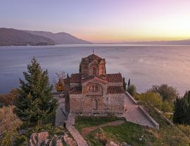 Lais Puzzle - Kirche des Heiligen Johannes von Kaneo in Ohrid in Nordmazedonien - 1.000 Teile