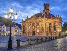 Lais Puzzle - Ansicht der Kirche in Saarbrücken, Deutschland. - 1.000 Teile