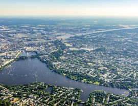 Lais Puzzle - Luftaufnahme der Alster, Bundesland Hamburg, Deutschland. - 1.000 Teile