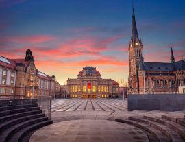 Lais Puzzle - Ansicht des Chemnitzer Opernhauses und der St. Petri Kirche, Deutschland. - 1.000 Teile