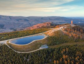 Lais Puzzle - Blick auf den Wurmberg, in der Nähe von Braunlage, im Harz, Niedersachsen, Deutschland. - 1.000 Teile