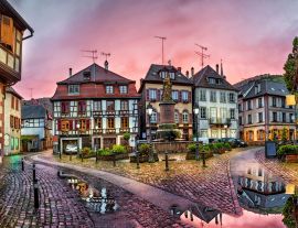 Lais Puzzle - Regnerischer Sonnenuntergang im historischen Dorf Ribeauville, Elsass, Frankreich - 1.000 Teile
