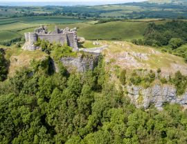 Lais Puzzle - Luftaufnahme der Ruinen einer alten Burg auf einem Hügel (Carreg Cennen, Wales, Großbritannien) - 1.000 Teile