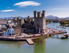 Lais Puzzle - Skyline von Caernafon, Gwynedd in Wales - Vereinigtes Königreich - 1.000 Teile