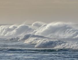 Lais Puzzle - Riesige Wellen schlagen auf das Riff von Norfolk Island, Australien - 1.000 Teile