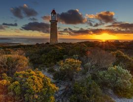Lais Puzzle - Schöner Sonnenuntergang über Cape Du Couedic Lighthouse. Flinders Chase National Park. Kangaroo Island. Südaustralien - 1.000 Teile