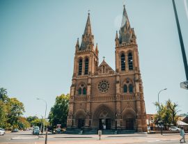 Lais Puzzle - St. Peter's Kathedrale von Adelaide, Südaustralien - 1.000 Teile