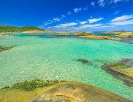 Lais Puzzle - Landschaftlich ruhiges türkisfarbenes Wasser des Greens Pool im William Bay National Park, Denmark, Westaustralien - 1.000 Teile