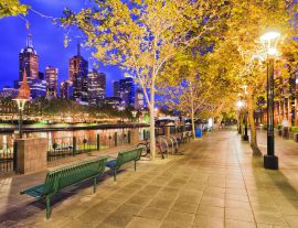 Lais Puzzle - Nachtansicht vor dem Fluss in der Stadt Melbourne, Australien - 1.000 Teile