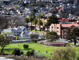 Lais Puzzle - Spaziergänger, Kings Park, Launceston, Tasmanien, Australien - 1.000 Teile