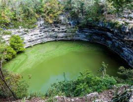 Lais Puzzle - Heilige Cenote an der archäologischen Stätte Chichen Itza, Mexiko - 1.000 Teile