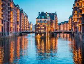 Lais Puzzle - Hamburg Speicherstadt in der Dämmerung, Deutschland - 1.000 Teile