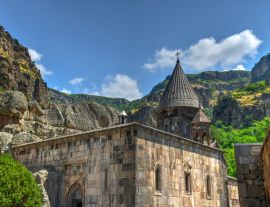 Lais Puzzle - Geghard-Kloster - Goght, Armenien - 1.000 Teile