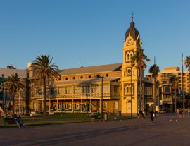 Lais Puzzle - Adelaide, Rathaus von Glenelg - 1.000 Teile