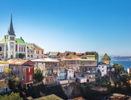 Lais Puzzle - Skyline von Valparaiso mit lutherischer Kirche - Valparaiso, Chile - 1.000 Teile