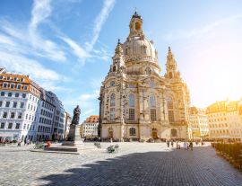 Lais Puzzle - Blick auf den Hauptplatz der Stadt mit der berühmten Frauenkirche bei Sonnenaufgang in Dresden, Deutschland - 1.000 Teile