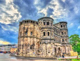 Lais Puzzle - Die Porta Nigra, ein großes römisches Stadttor in Trier, Deutschland - 1.000 Teile