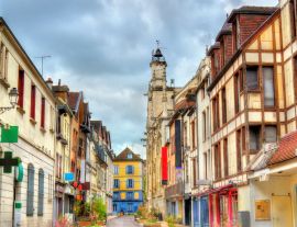 Lais Puzzle - Traditionelle Häuser in Troyes, Frankreich - 1.000 Teile