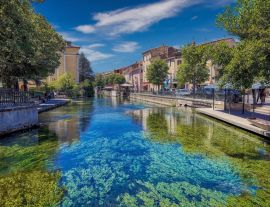 Lais Puzzle - Die Handwerkerstadt Isle sur la Sorgue im Departement Vaucluse in der Provence, Südfrankreich - 1.000 Teile