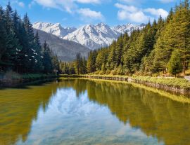 Lais Puzzle - Malerischer Bergsee mit Kailash-Himalaya-Landschaft bei Narkanda, Himachal Pradesh, Indien - 1.000 Teile