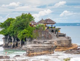 Lais Puzzle - Tanah-Lot-Tempel am Meer auf der Insel Bali in Indonesien - 1.000 Teile