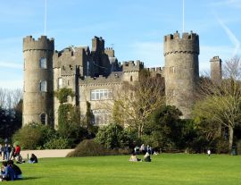 Lais Puzzle - Malahide Castle, Irland. Nationales Erbe - 1.000 Teile