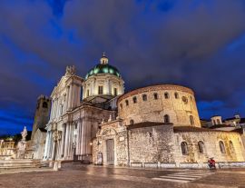 Lais Puzzle - Alter und Neuer Dom von Brescia am Abend - 1.000 Teile