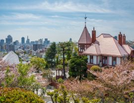 Lais Puzzle - Historisches Gebäude im Stadtteil Kitano, Kobe - 1.000 Teile