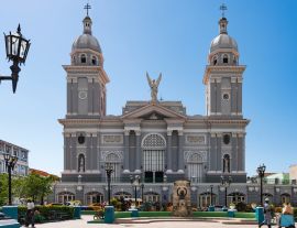 Lais Puzzle - Kathedrale in Santiago de Cuba - 1.000 Teile