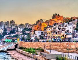 Lais Puzzle - Blick auf Tripoli mit der Zitadelle von Raymond de Saint-Gilles, Libanon - 1.000 Teile