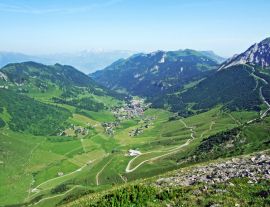 Lais Puzzle - Blick auf das Malbuntal und das Skigebiet Malbun von den Hängen der Liechtensteiner Alpen - Malbun, Liechtenstein - 1.000 Teile