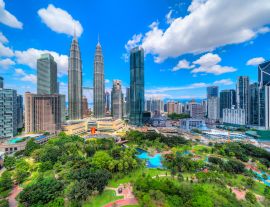 Lais Puzzle - Kuala Lumpur, Malaysia. Die Zwillingstürme und der KLCC-Park - 1.000 Teile