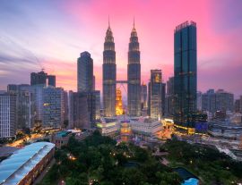 Lais Puzzle - Skyline von Kuala Lumpur in der Abenddämmerung, Stadtbild von Kuala Lumpur, dem Zentrum der Wirtschaft - 1.000 Teile