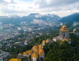 Lais Puzzle - Luftaufnahme des Kek Lok Si-Tempels auf der Insel Penang, Malaysia - 1.000 Teile