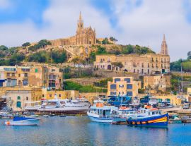 Lais Puzzle - Stadtansicht der Insel Gozo mit mittelalterlicher Architektur und Passagierbooten im Hafen von Malta - 1.000 Teile