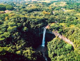 Lais Puzzle - Luftaufnahme des Chamarel-Wasserfalls auf Mauritius - 1.000 Teile
