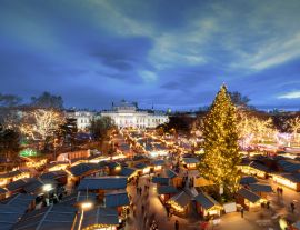 Lais Puzzle - Wiener Christkindlmarkt vor dem Rathaus aus der Vogelperspektive - 1.000 Teile